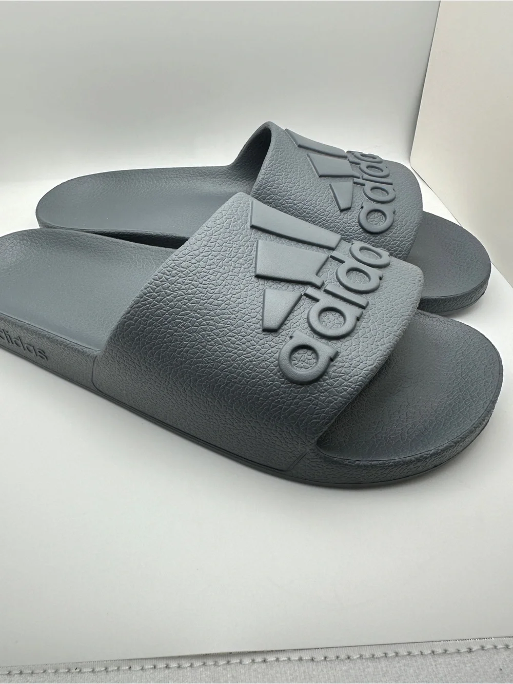 Adidas Dark Grey Adilette Aqua men’s slides size 12